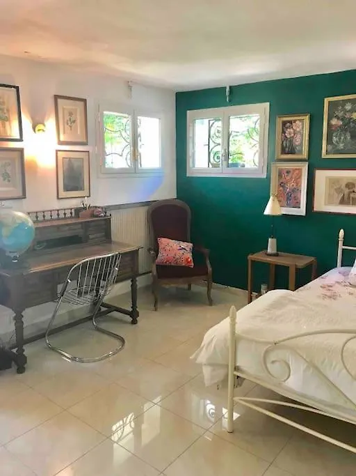 Villa Calme Grand Jardin Bord De Mer. Parking Marsiglia Francia