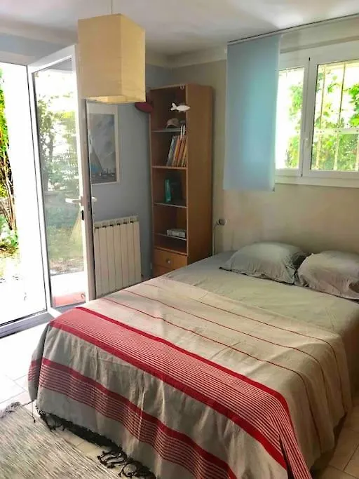 Villa Calme Grand Jardin Bord De Mer. Parking Marsiglia